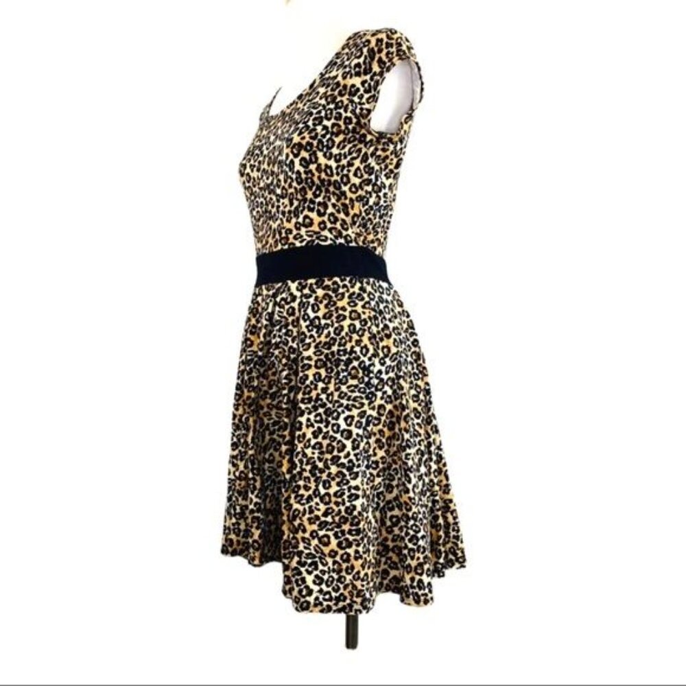 GUESS A- line Dress Fit & Flare Animal Print Skater Dress Women's Small NWT - Picture 7 of 10